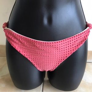 Acacia Mesh Cusco Lychee Bottom Size M